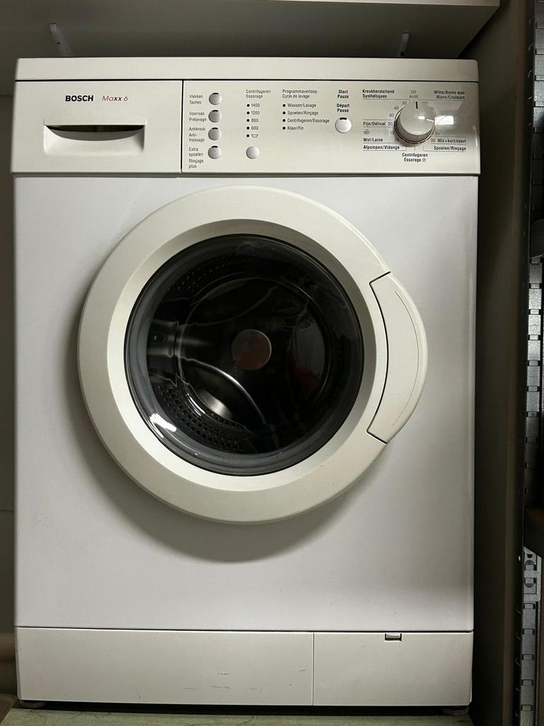 Bosch wasmachine, Elektronische apparatuur, Wasmachines, Ophalen, 1200 tot 1600 toeren, Gebruikt, Minder dan 85 cm