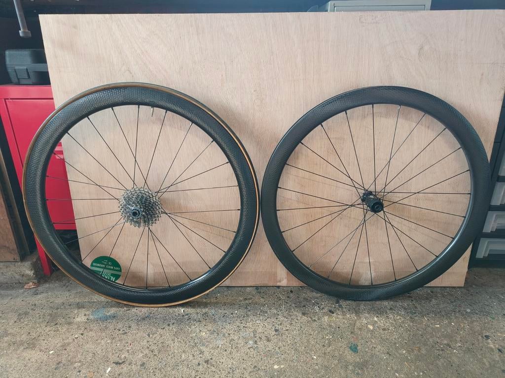 15 wielsetten (Carbon, alu, schijven, remblokken,...), Fietsen en Brommers, Ophalen of Verzenden, Stuur, Aluminium