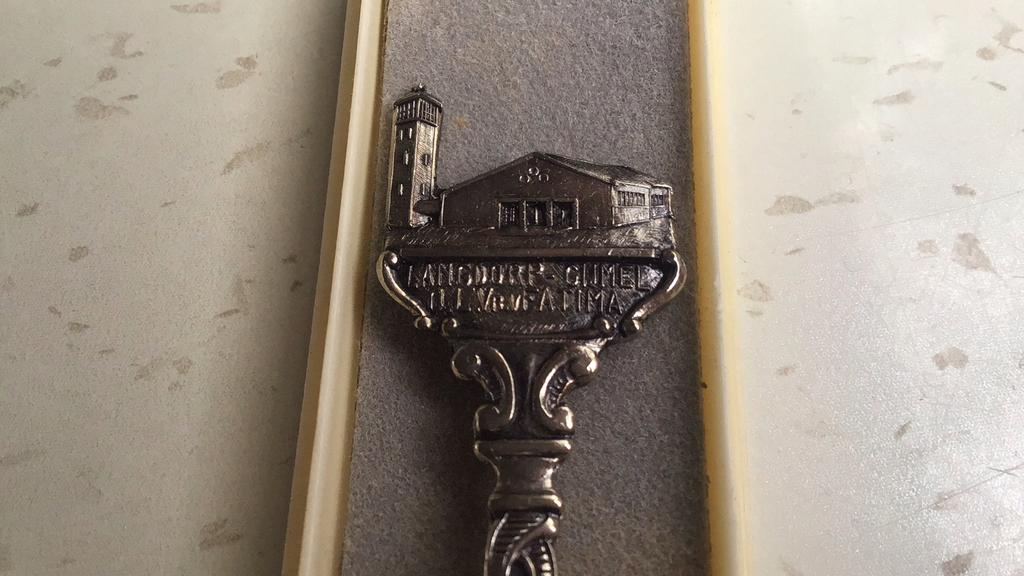 Otage de l'église à la cuillère (x2a), Enlèvement ou Envoi