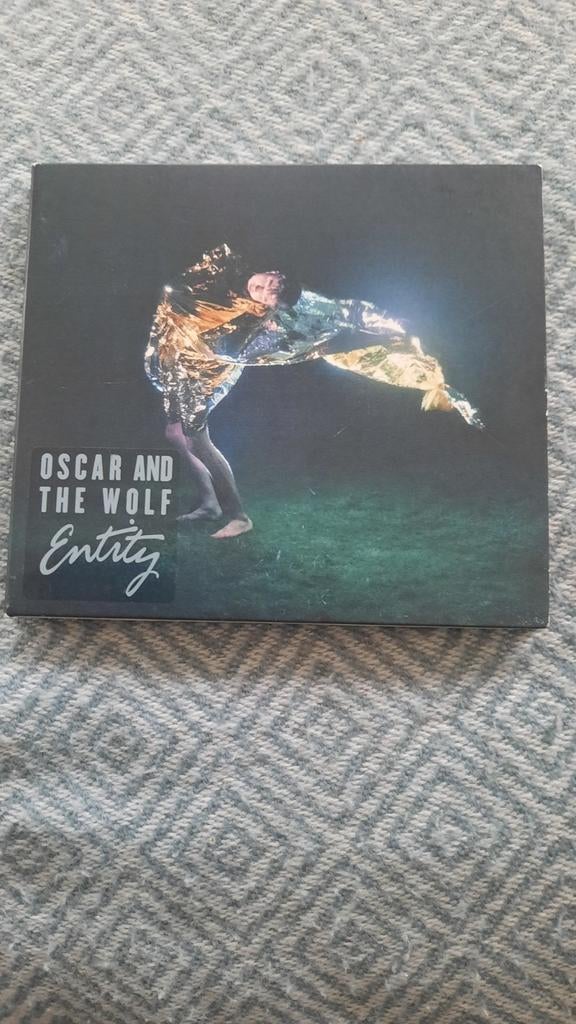 OSCAR & THE WOLF Entity, Ophalen of Verzenden, Zo goed als nieuw, Poprock