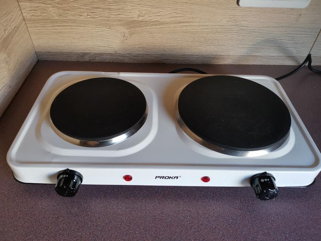 Double taques de cuisson. Etat neuf!
Région de Durbuy, Ophalen, Zo goed als nieuw