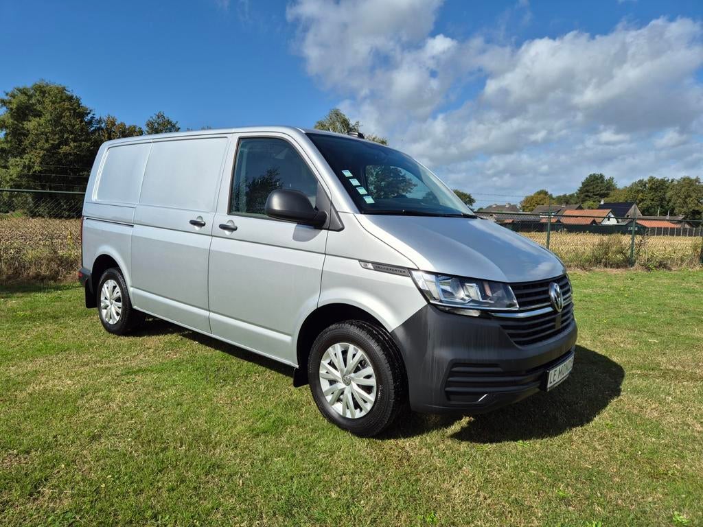 VW Transporter T6.1 150PK DSG Automaat 3-zit zeer nette bus, Automaat, Stof, Volkswagen, Zwart