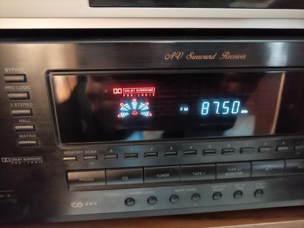 Radio,Tuner,Lecteur CD,jukebox 200 CDs, baffles home cinéma, Ophalen, Gebruikt, Tuner of Radio, Akai