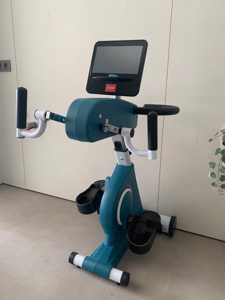 Medbike BEEN én ARM trainer actief én passieve modus, Sport en Fitness, Fitnessapparatuur, Zo goed als nieuw, Hometrainer, Armen