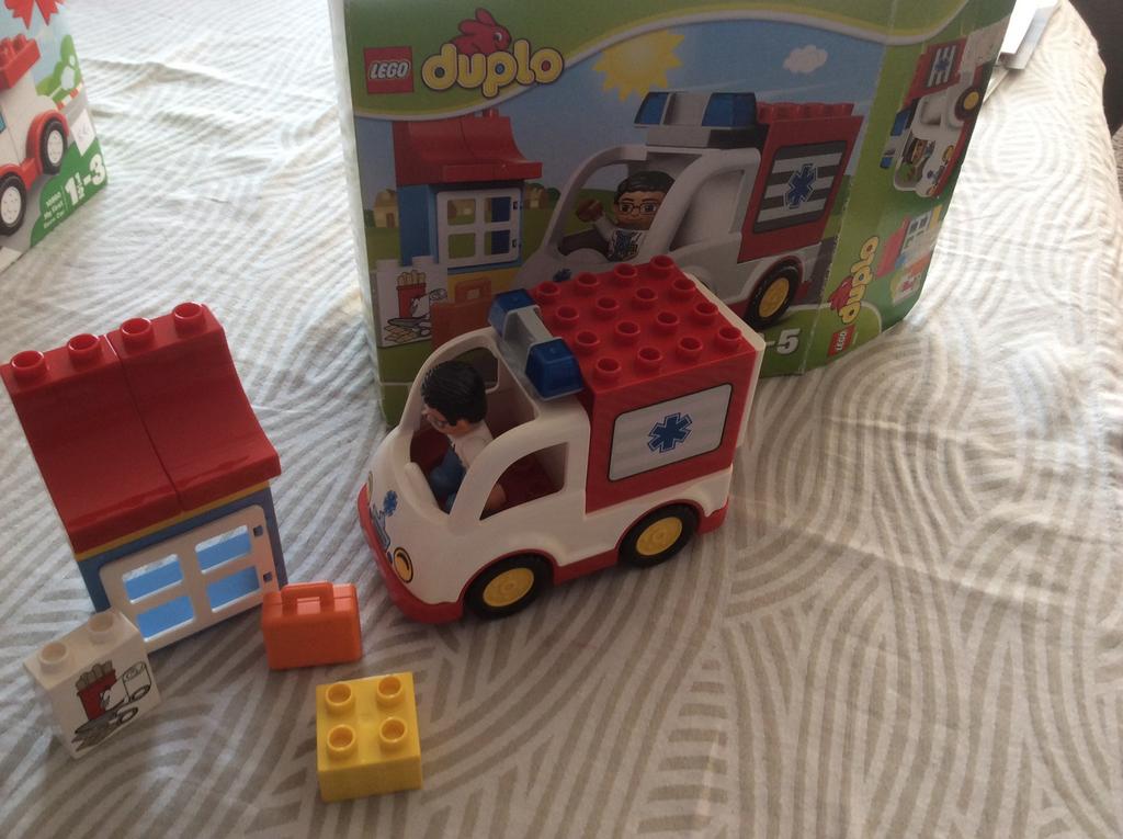 Ambulance Duplo 10527, Enlèvement ou Envoi, Comme neuf, Duplo