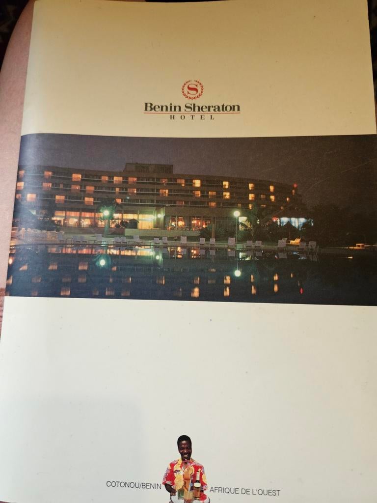 Papeterie d'hôtel Sheraton Benin, Collections, Enlèvement ou Envoi, Comme neuf