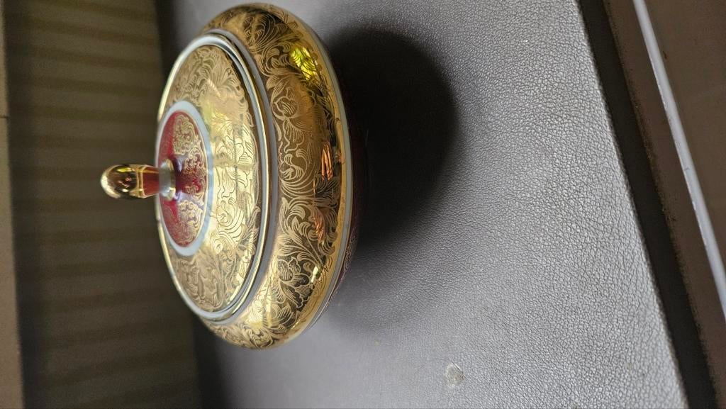 Mooie porseleinen bobonniere Bavaria, Antiek en Kunst, Ophalen of Verzenden