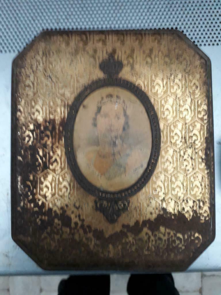 Ancienne boîte métallique Royale, Collections, Boîte en métal, Enlèvement, Utilisé, Autre, Autres marques