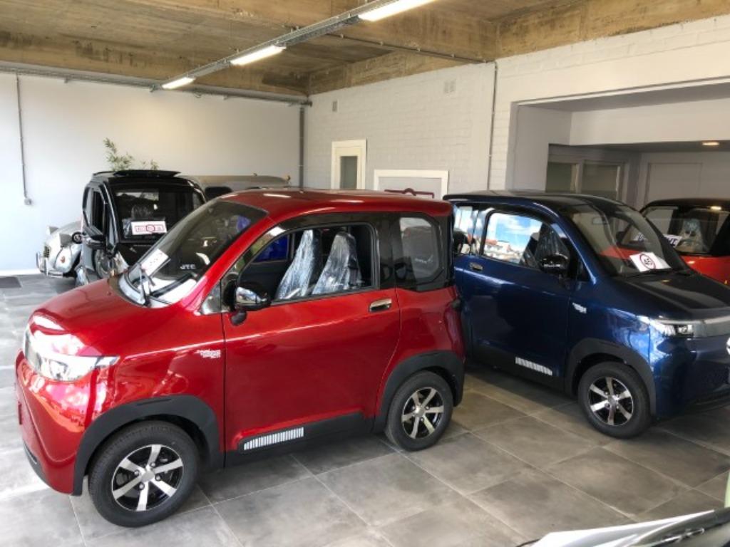 JTC  Quatro 100 % elektrische brommobiel 45 kmu, Autos, Achat, Entreprise, 2 places, Autres couleurs
