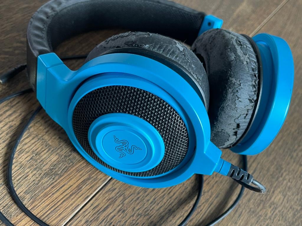 Razer headset – bedraad – oorkussens te vervangen, Computers en Software, Gebruikt, On-ear, Ophalen of Verzenden, Razer