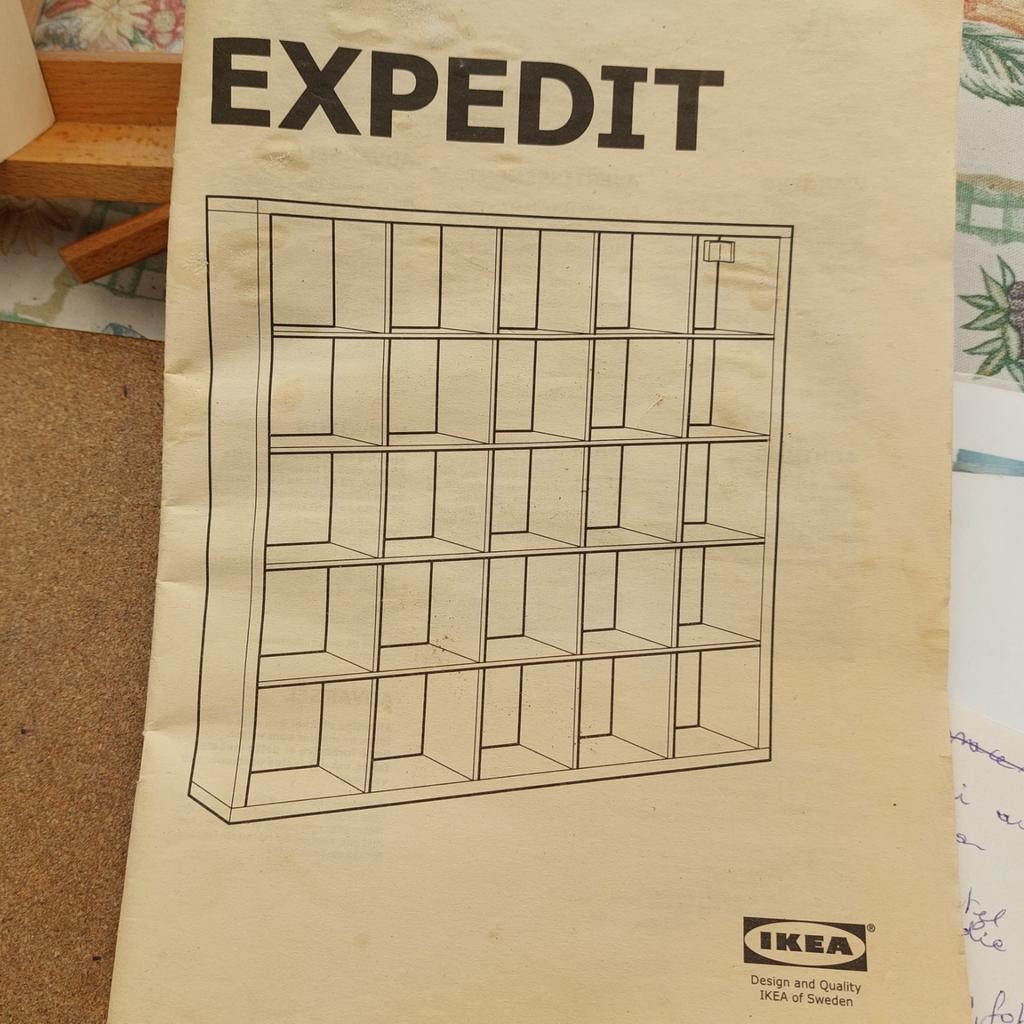 ikea Billy, Enlèvement, Comme neuf