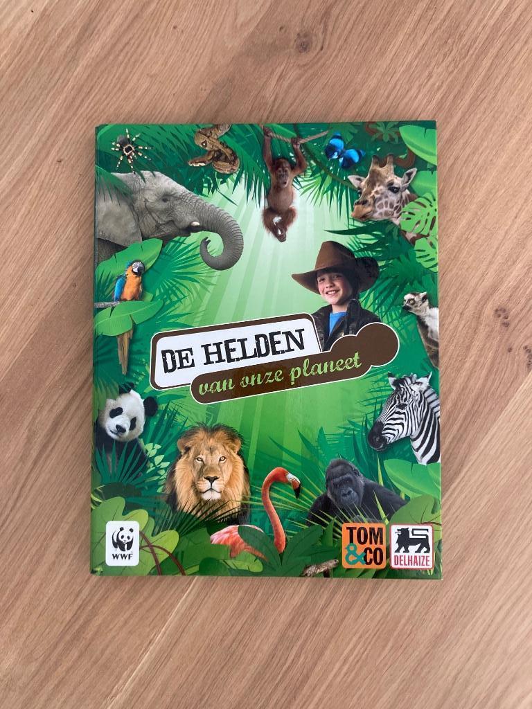 Verzamelalbum De helden van onze planeet - Delhaize/Tom&Co, Autres supermarchés, Enlèvement ou Envoi