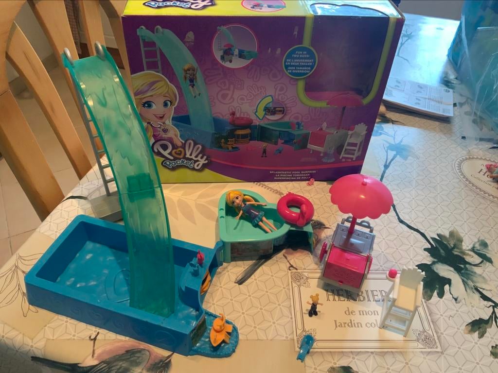 Polly Pocket - piscine toboggan, Enlèvement, Utilisé