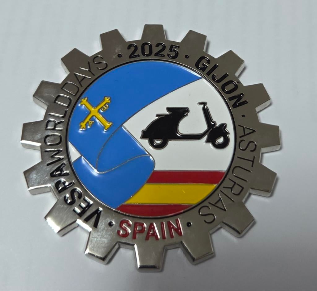 Plaquette vespa world days 2025 Gijon, Collections, Enlèvement ou Envoi, Comme neuf