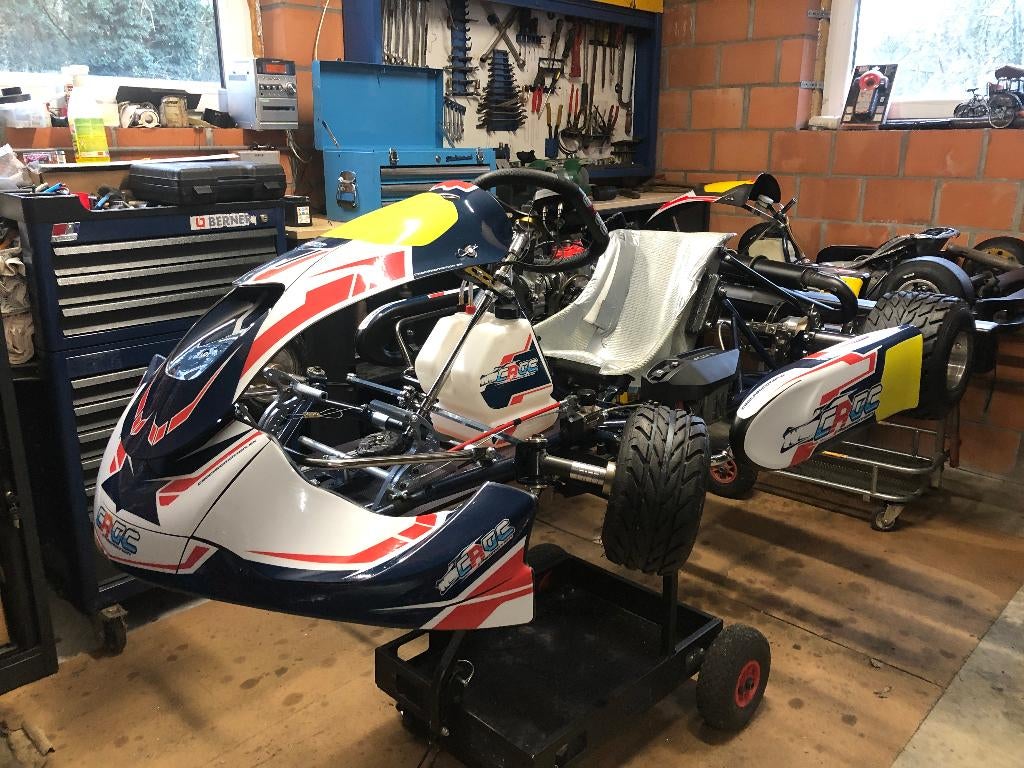 rollend chassis * croc promotion *, Sport en Fitness, Karting, Ophalen, Zo goed als nieuw, Kart