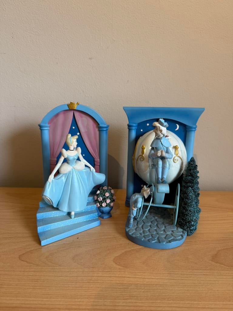 Serre Livre Cendrillon et carrosse, Ophalen of Verzenden, Assepoester of Belle, Gebruikt, Beeldje of Figuurtje