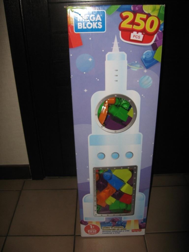 250 stuks Mega Bloks in geschenkdoos, Ophalen, Nieuw, Megabloks