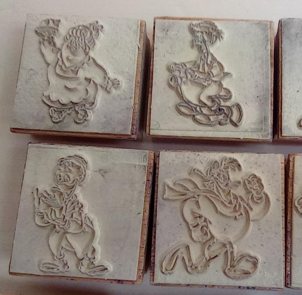 Houten stempels Disney, Hobby en Vrije tijd, Stempelen, Ophalen of Verzenden, Gebruikt, Houten stempel