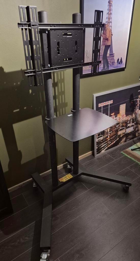 TV-scherm statief, Ophalen