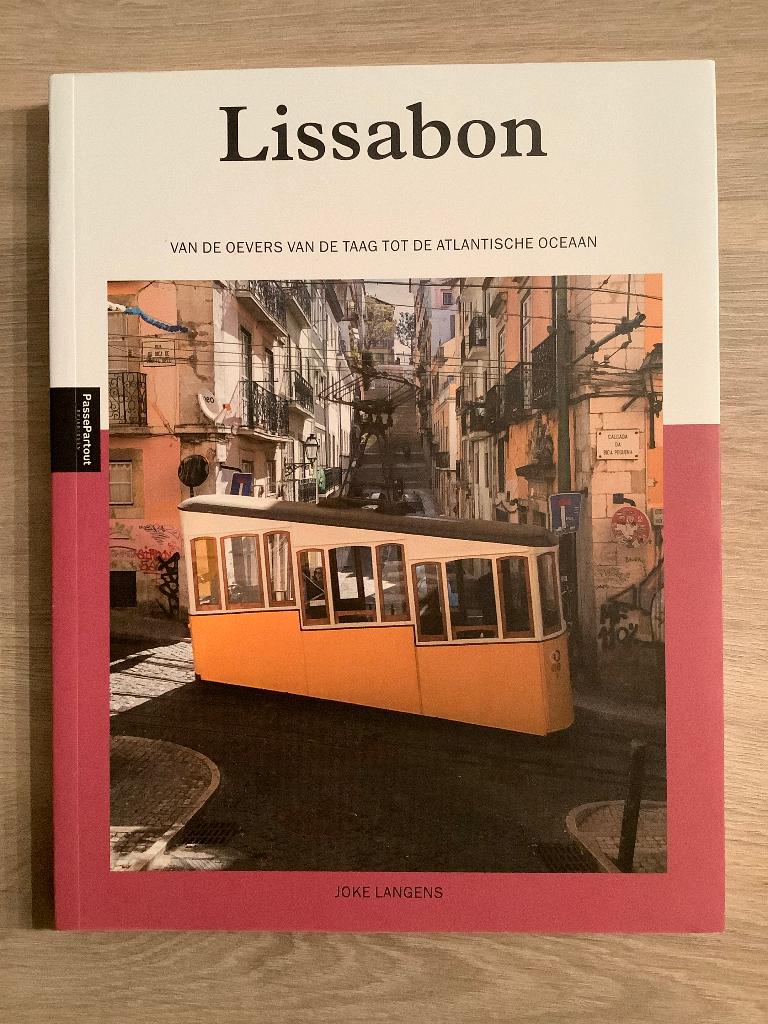 Lissabon Van de oevers van de Taag tot de Atlantische Oceaan, Boeken, Reisgidsen, Nieuw, Reisgids of -boek, Europa, Overige merken