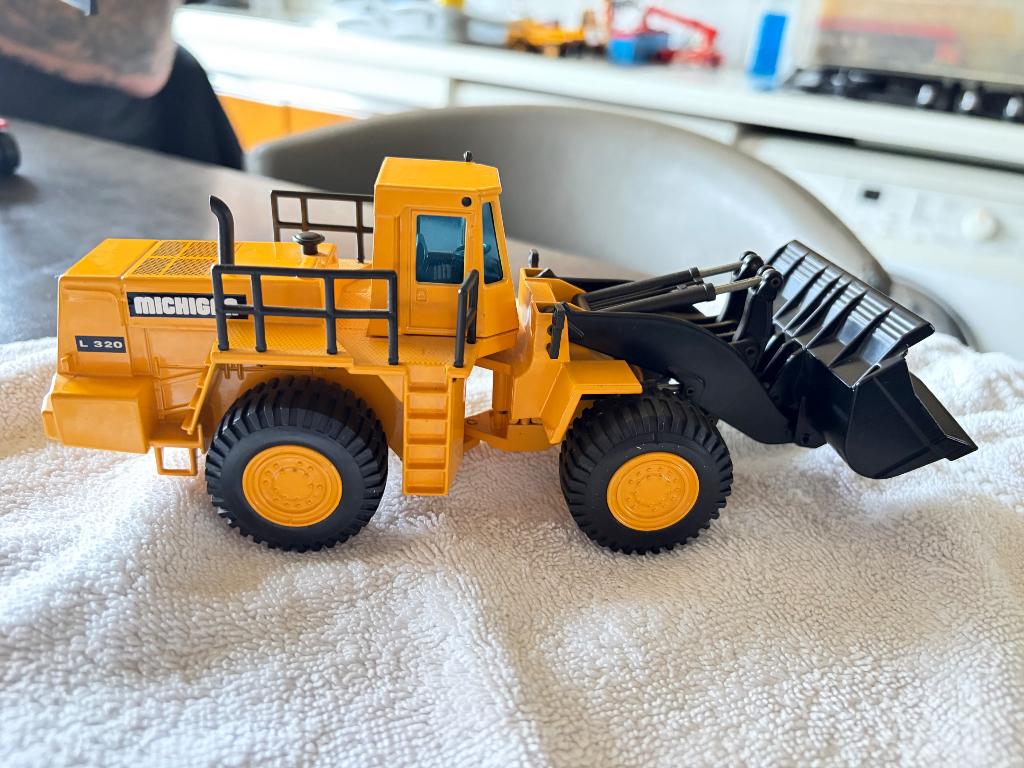 Bulldozer schaalmodel, Verzamelen, Ophalen, Gebruikt, Auto's