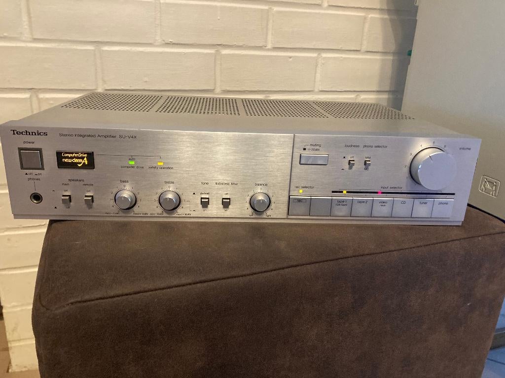 Ampli Technics Suv 4X, Audio, Tv en Foto, Versterkers en Ontvangers, Overige merken, Refurbished, Ophalen of Verzenden, 60 tot 120 watt
