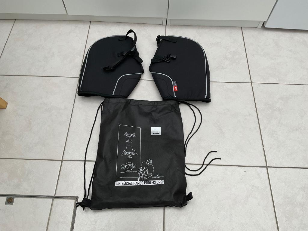 GIVI universele handbeschermers NIEUW in de verpakking, Ophalen of Verzenden, Nieuw