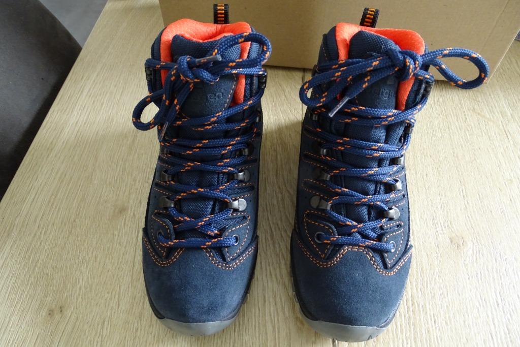 NIEUW/ONGEDRAGEN botinnen / wandelschoenen Berghen maat 29, Kinderen en Baby's, Jongen of Meisje, Schoenen, Nieuw, Ophalen of Verzenden