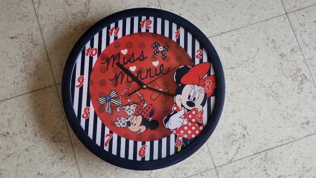 Giant 3D Clock  Minnie Mouse  - nieuwstaat, Verzenden, Nieuw, Overige typen