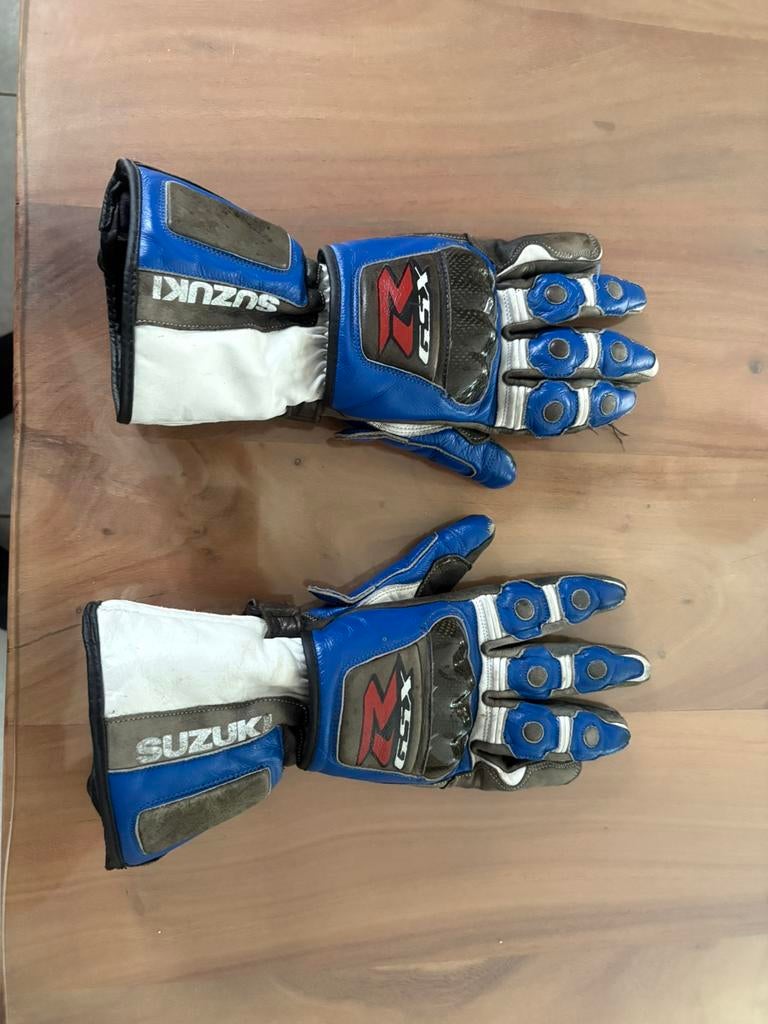 Motohandschoenen Suzuki GSXR maat M, Motos, Vêtements | Vêtements de moto, Enlèvement, Gants