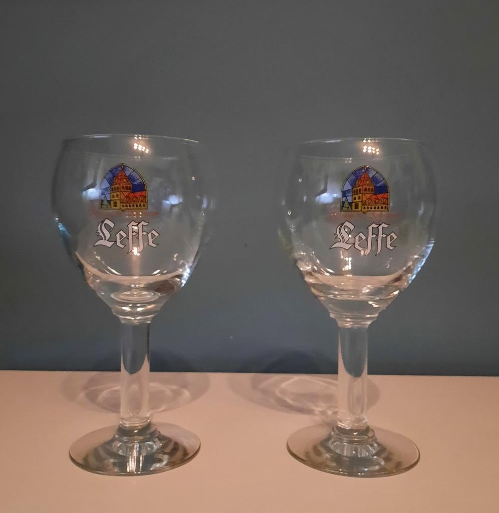 Verres à bière Leffe, Collections, Verres & Petits Verres, Enlèvement ou Envoi, Comme neuf, Verre à bière