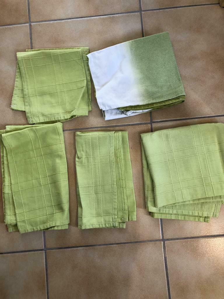 Kussenslopen tafelkleedjes napjes 7stuks, Huis en Inrichting, Ophalen of Verzenden, Zo goed als nieuw, Groen