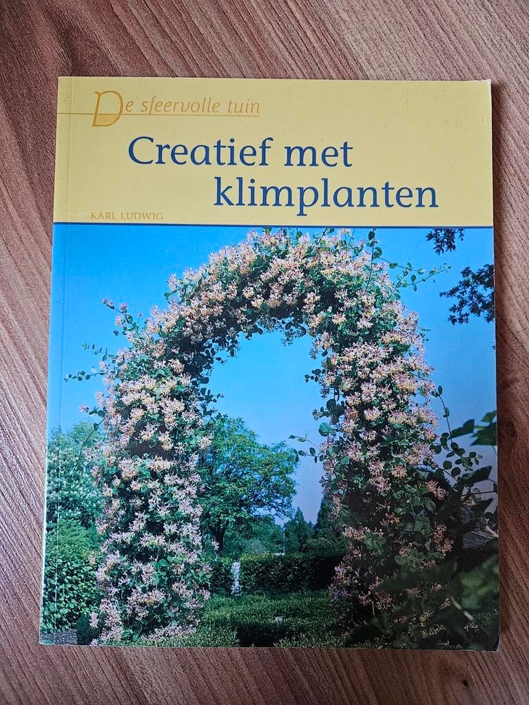 Creatief met klimplanten, Ophalen, Zo goed als nieuw