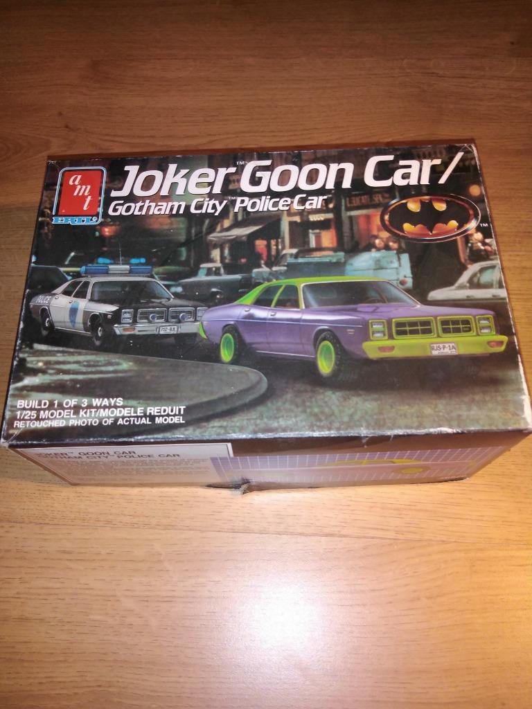 AMT/ERTL #6826 Joker Goon Car / Gotham City  Police Car 1/25, Hobby en Vrije tijd, Overige merken, Auto, Groter dan 1:32, Ophalen of Verzenden