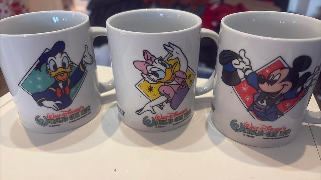 Walt Disney’s World On Ice mokken, Enlèvement, Comme neuf