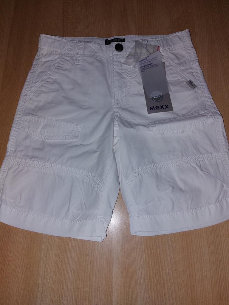 Nieuwe short Mexx,  maat 134, Nieuw, Ophalen of Verzenden, Jongen, Mexx