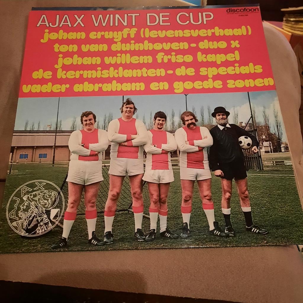 AJAX Lp ( Ajax wint de cup ) uit 1973 . Perfecte staat ., Ophalen of Verzenden