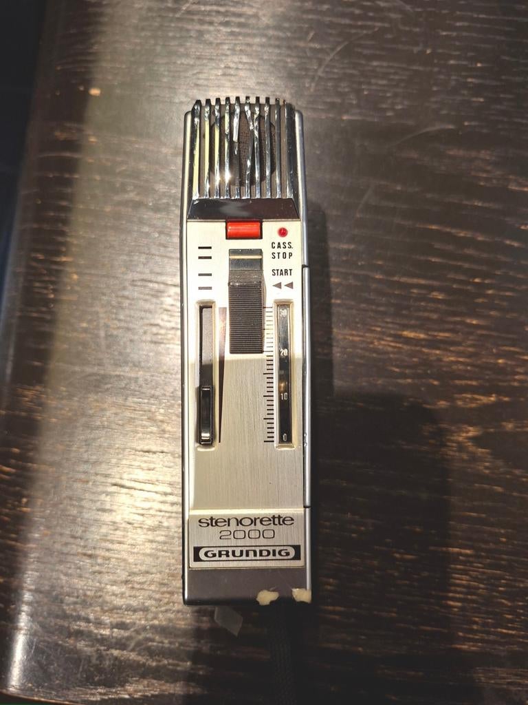Ancien dictaphone Grundig, Antiquités & Art, Enlèvement ou Envoi