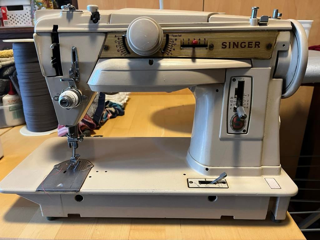 Antiek singer machine, Ophalen