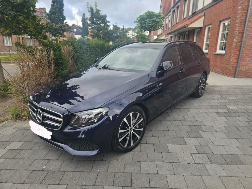 Mercedes benz E 300 DE, Auto's, Automaat, Blauw, Leder, 5 zetels