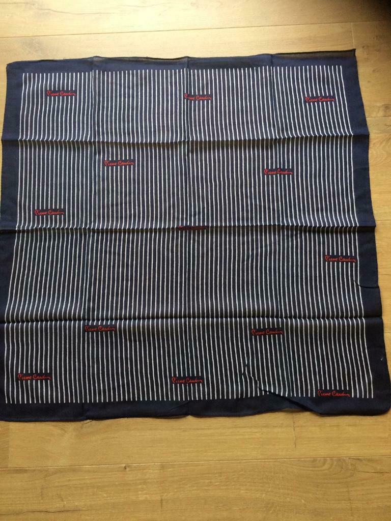 Sjaaltje Pierre Cardin 65x65 cm, Handtassen en Accessoires, Tassen | Damestassen, Ophalen, Nieuw, Blauw, Overige typen