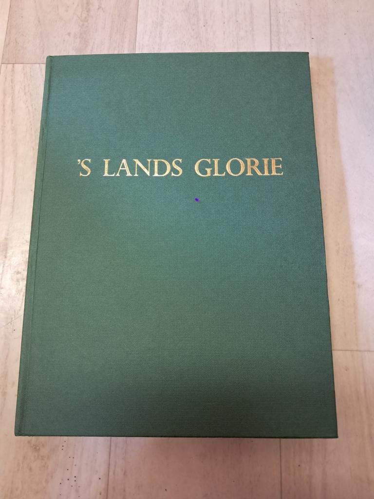 Volledig Plakboek : ́s Lands Glorie III, Ophalen of Verzenden, Zo goed als nieuw