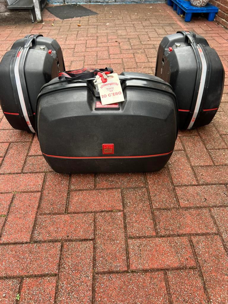 Top case moto guzzi, Enlèvement ou Envoi, Comme neuf