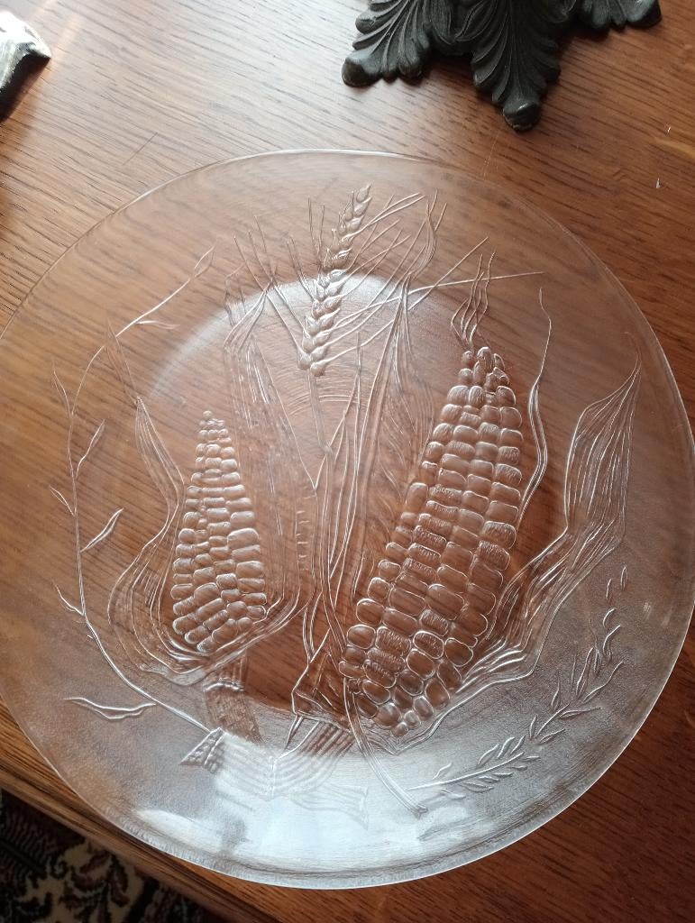 Assiettes vintage à motif de maïs Arcopal, Maison & Meubles, Neuf, Assiettes(s), Verre, Enlèvement