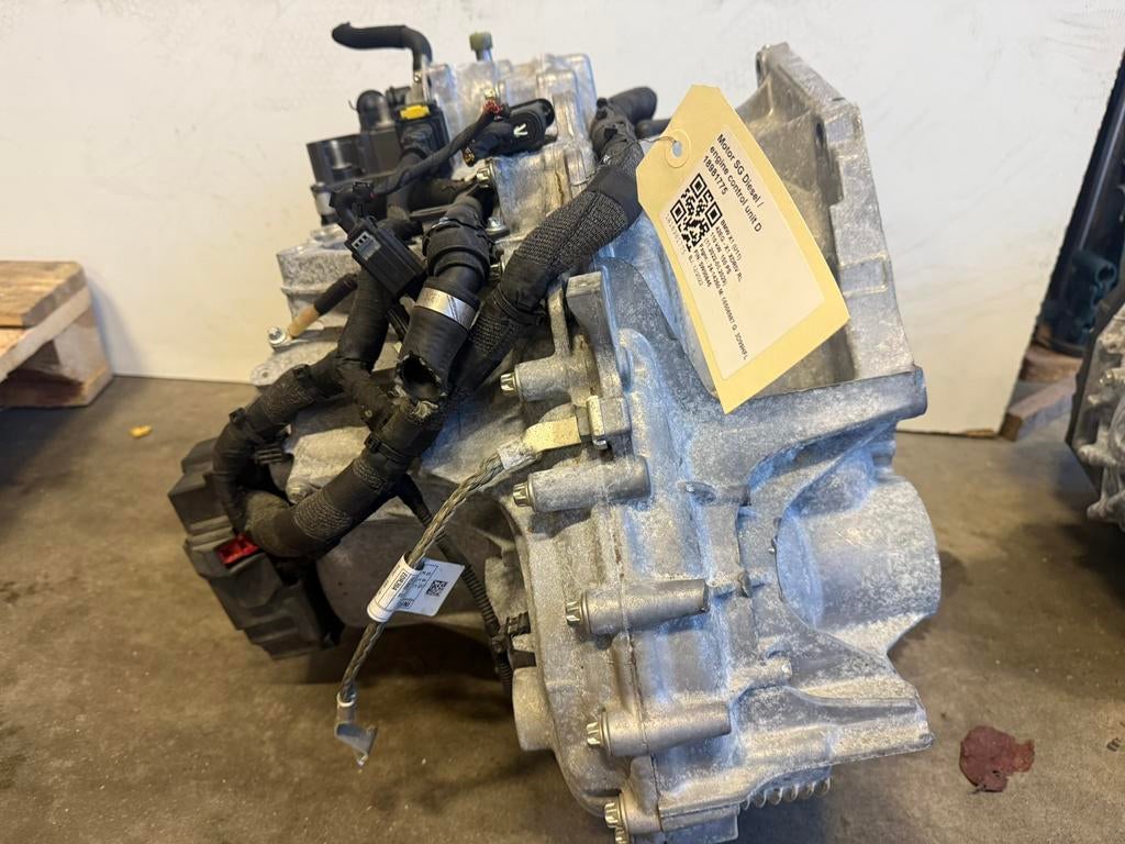 VERSNELLINGSBAK BMW X1 28005 B15084 -TIZAUTOPARTS-, Ophalen, Gebruikt, BMW
