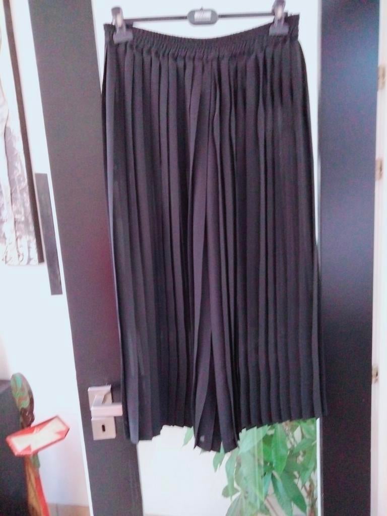 Broekrok plooien.merk Vertigo Paris .lengte 92 cm.maat 40/42, Ophalen of Verzenden, Zo goed als nieuw, Maat 38/40 (M)