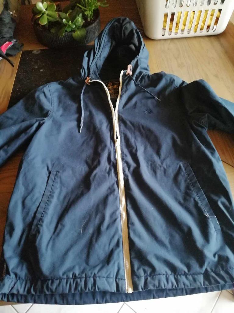 Jas blauw merk element – maat l Beschadigd aan de zij zak, Kleding | Heren, Maat 52/54 (L), Blauw, Ophalen of Verzenden, Element