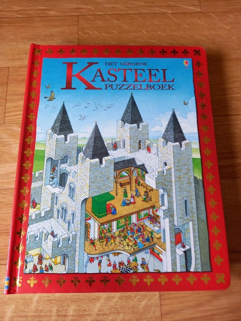 HET USBORNE KASTEELPUZZELBOEK, Boeken, Ophalen of Verzenden, Zo goed als nieuw