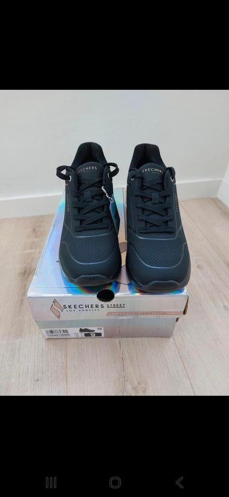 Skechers elevated air maat 39, Neuf, Skechers, Enlèvement ou Envoi, Sneakers et Baskets