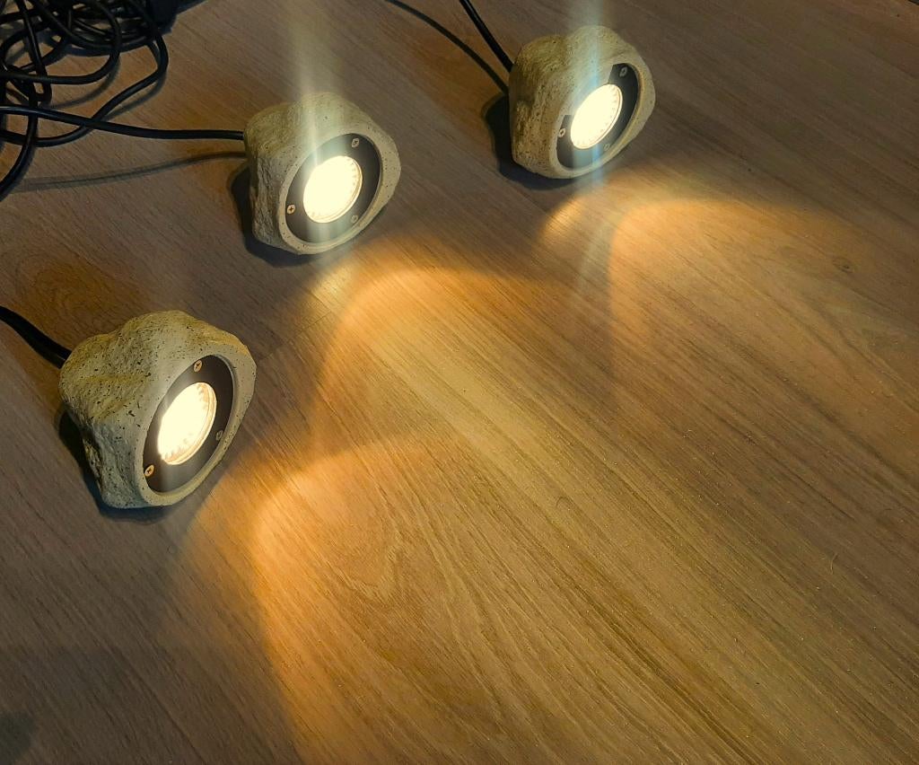 Tuinspots in beige steenlook - 230V, Tuin en Terras, Ophalen, Kunststof, Spots, Led